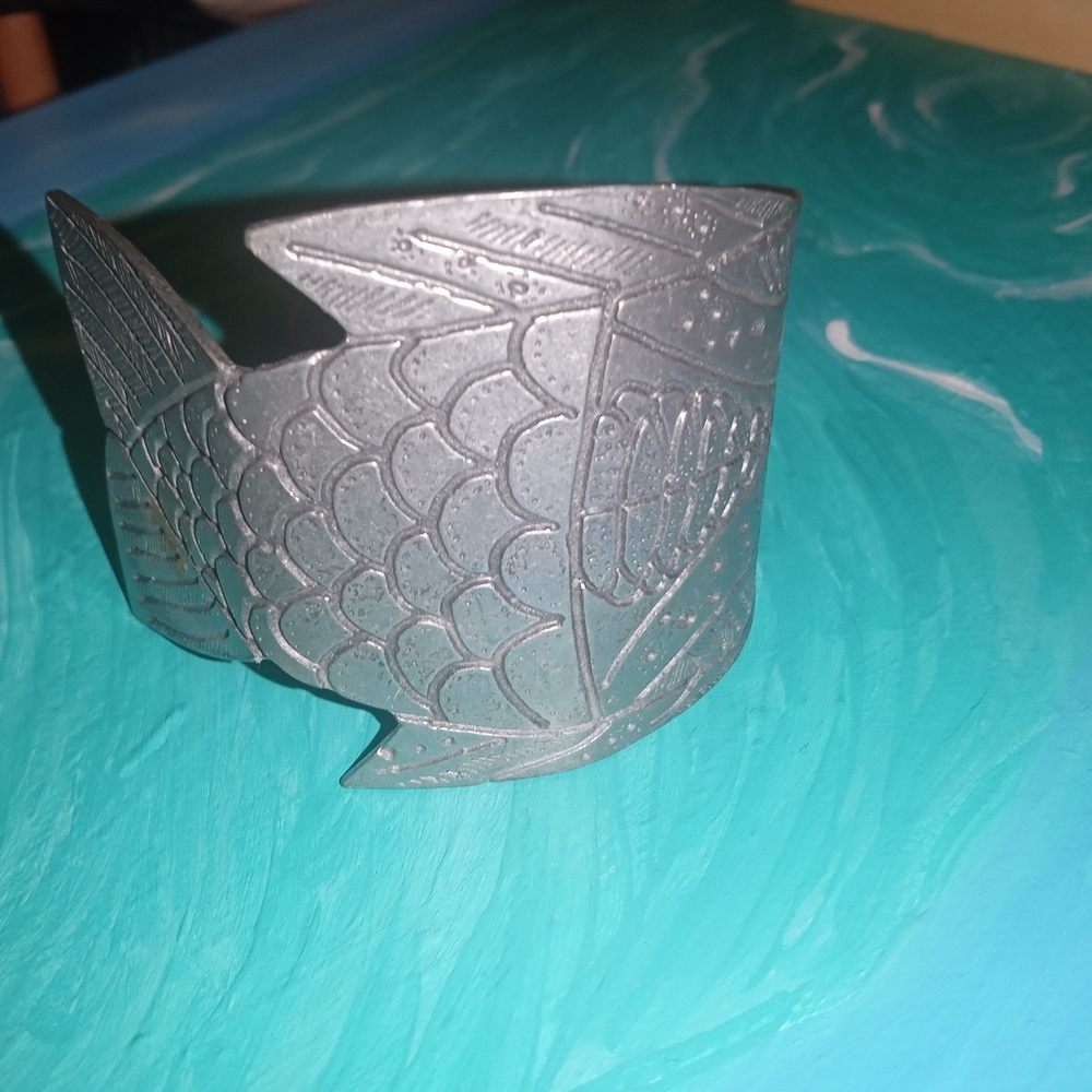 Silver Fish Bracelet - Picture 4 of 10